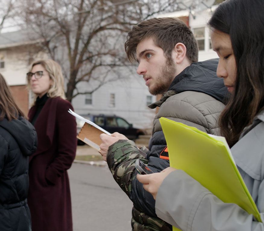 students on sw corps tour